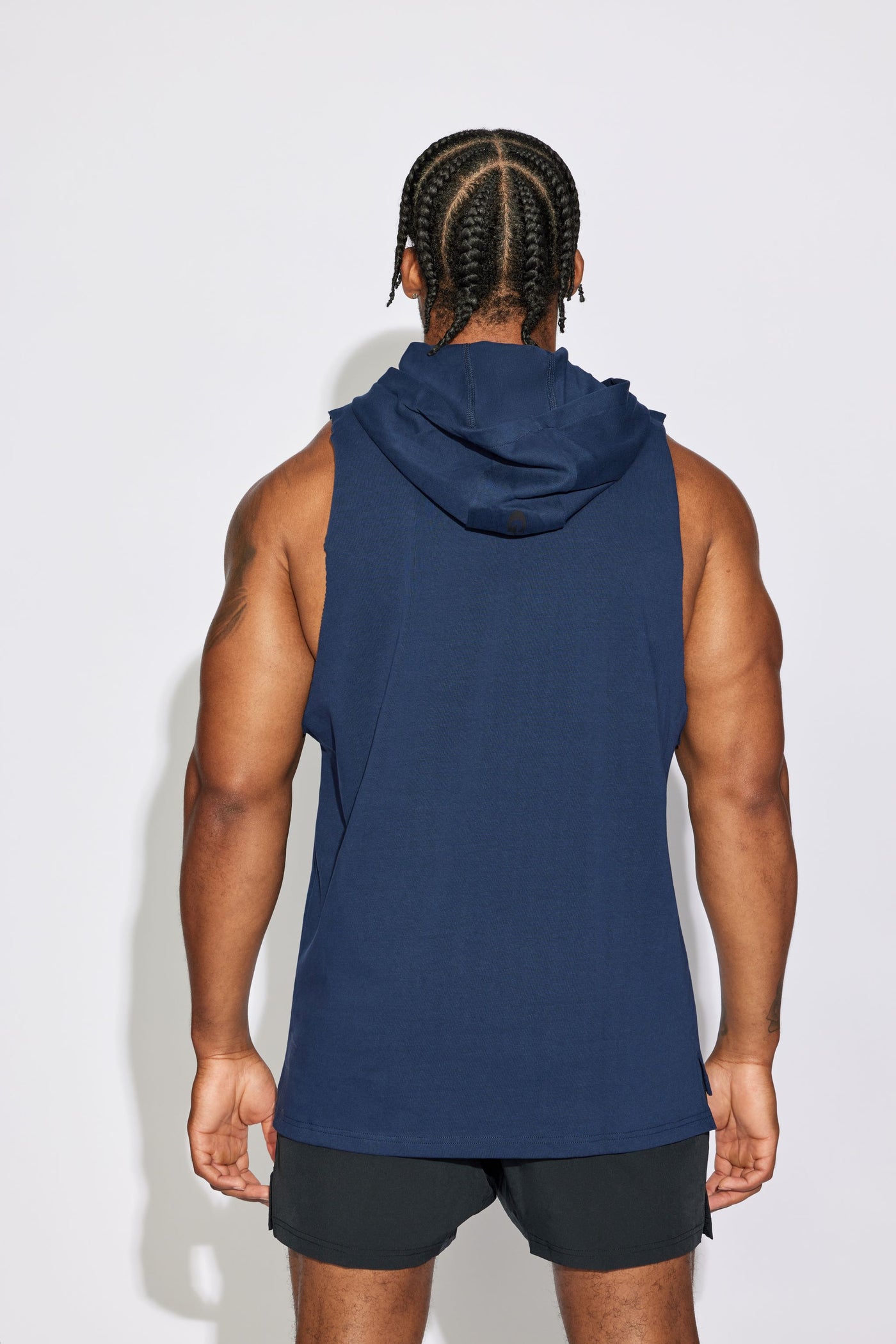 Train Sleeveless Muscle Hoodie